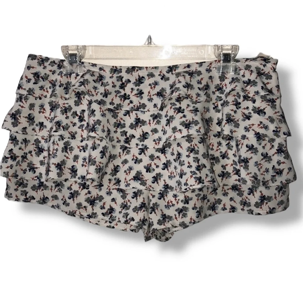 KIMCHI BLUE/URBAN OUTFITTERS Floral Ruffle Micro Shorts Size 8